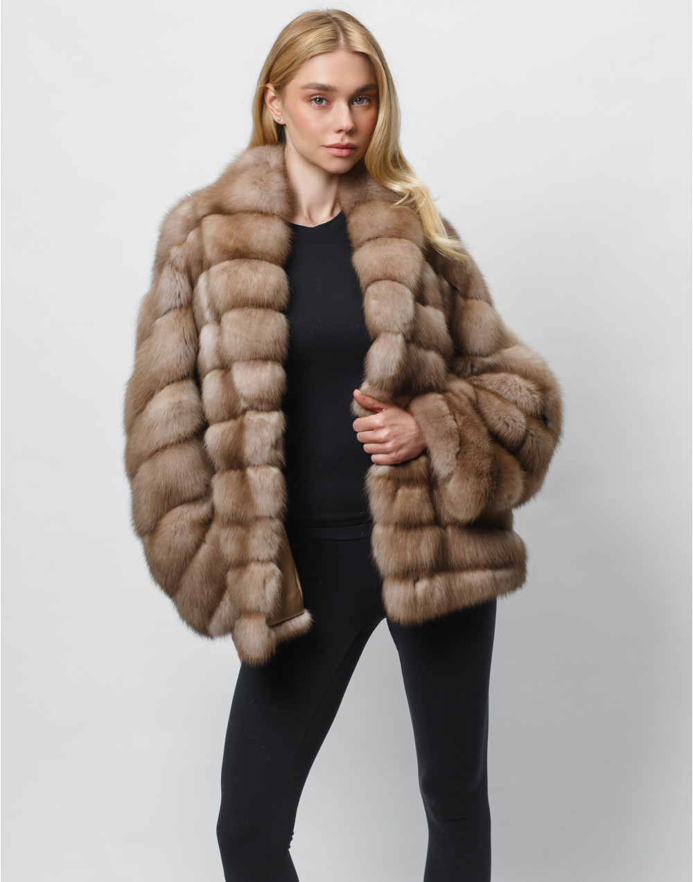 Шуба из меха куницы baum marten