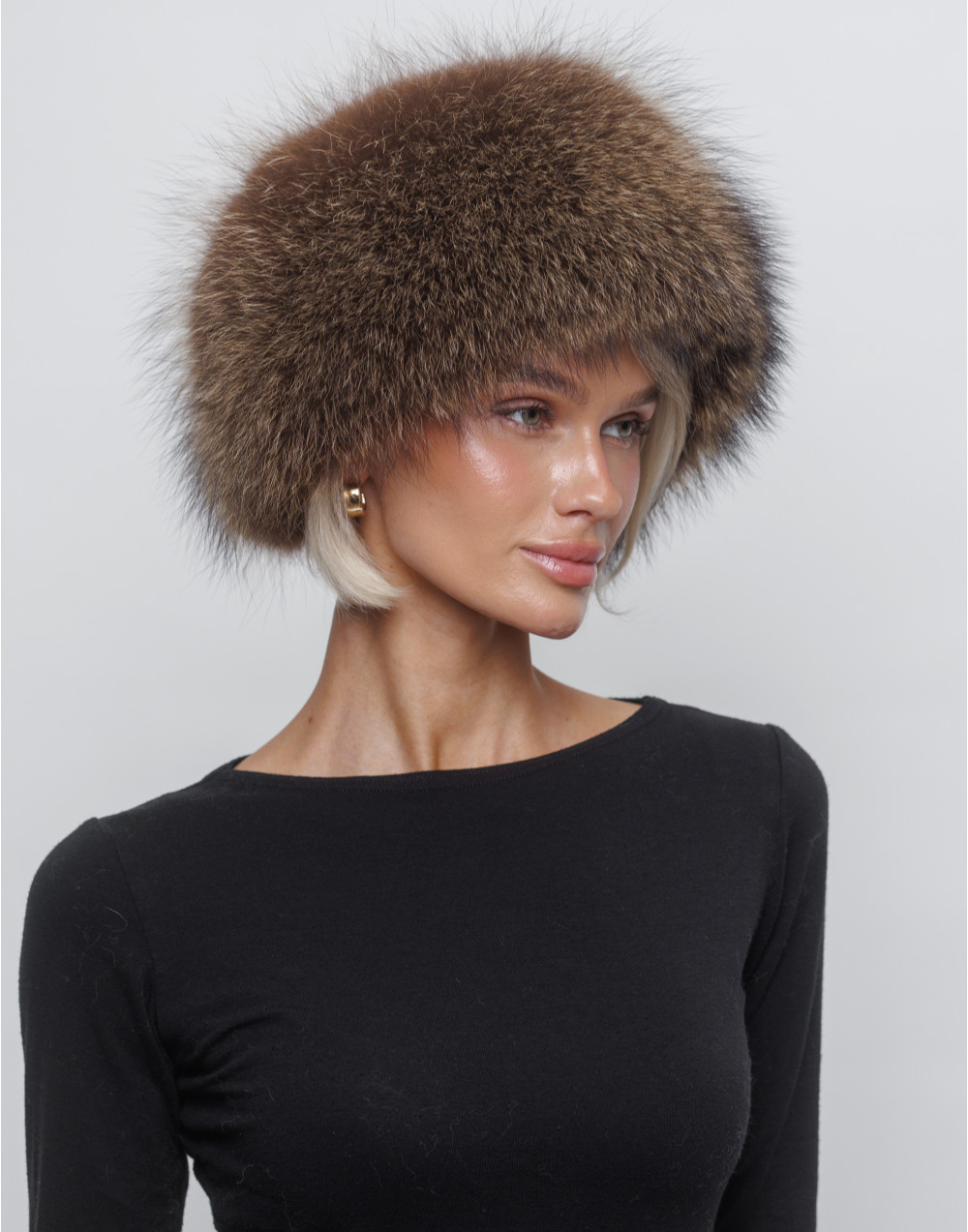 Кубанка з хутра єнота